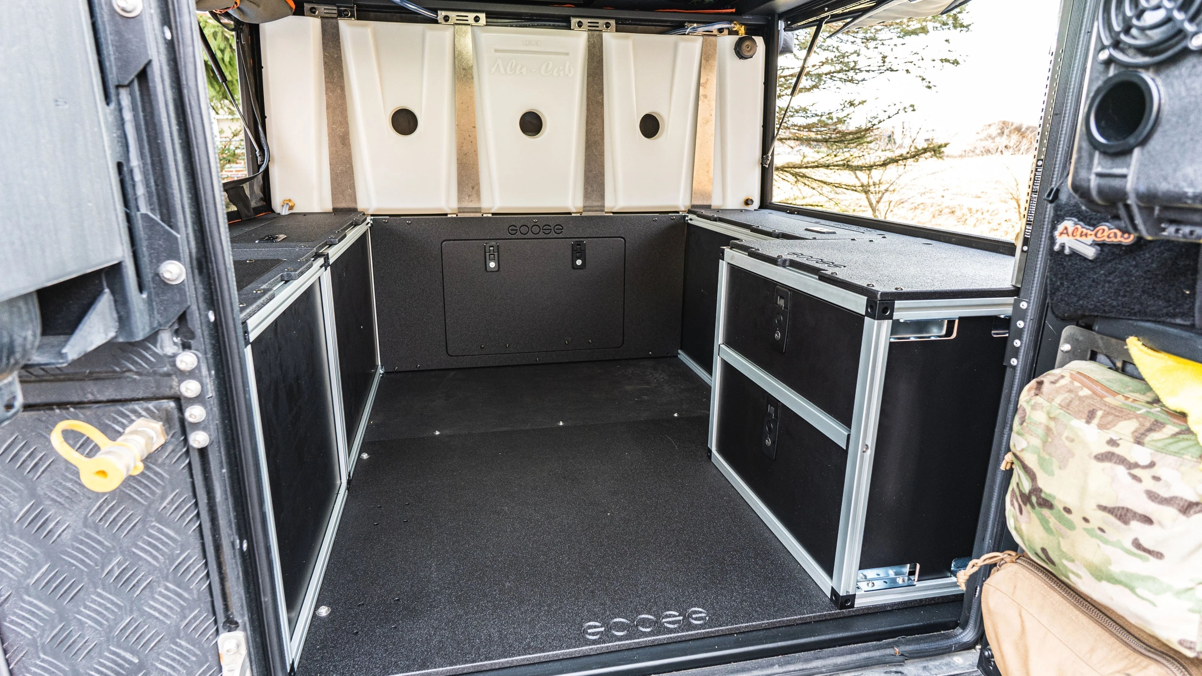 Alu-Cab Canopy Camper V2 - Toyota Tacoma 2005-Present 2nd & 3rd Gen. - Rear Double Drawer Module - 6' Bed - Image 2