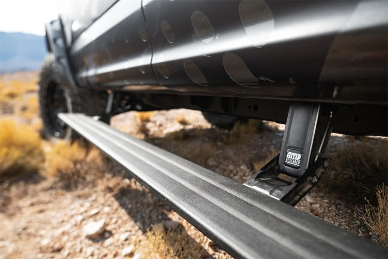 AMP Research 17-19 Ford F-250 Super Duty PowerStep Smart Series - Image 8