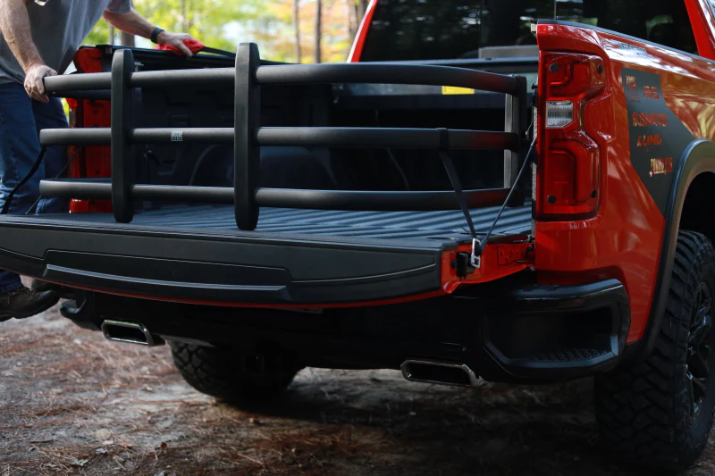 AMP Research 20-23 Chevrolet/GMC Silverado/Sierra 1500 (No Multipro Tailgt) Bedxtender HD Max - Blk - Image 8