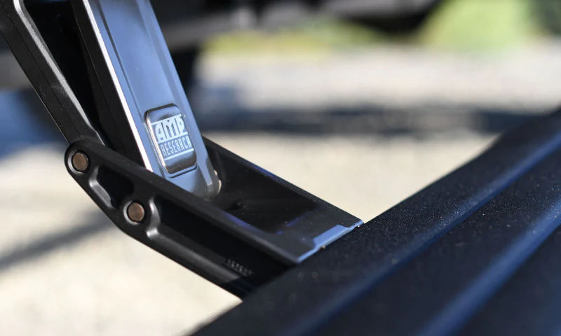 AMP Research 20-24 Jeep Gladiator PowerStep Smart Series - Image 2