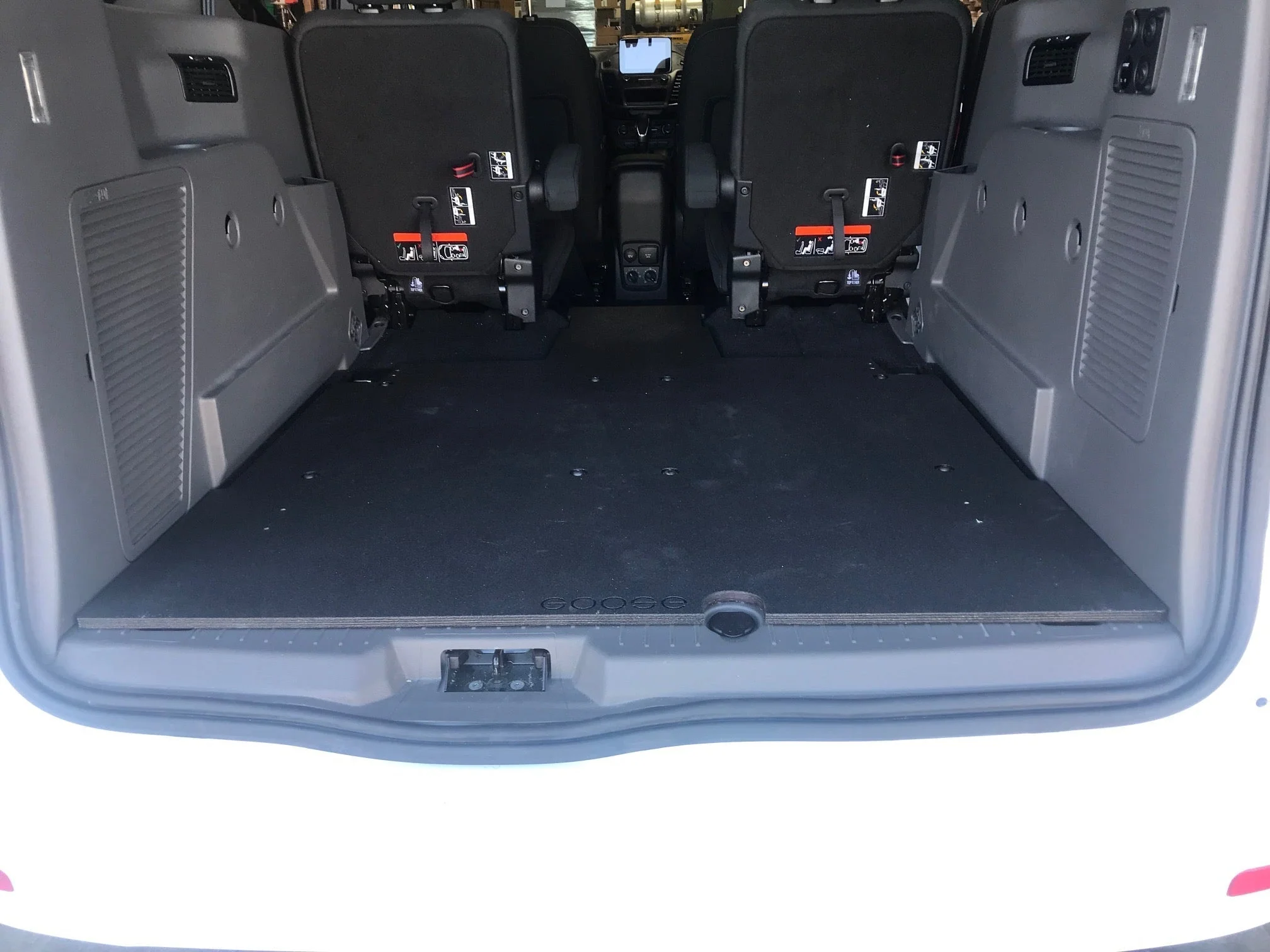 Ford Transit Connect 2014-Present 2nd Gen. - Rear Plate System - Long Wheel Base - Image 4