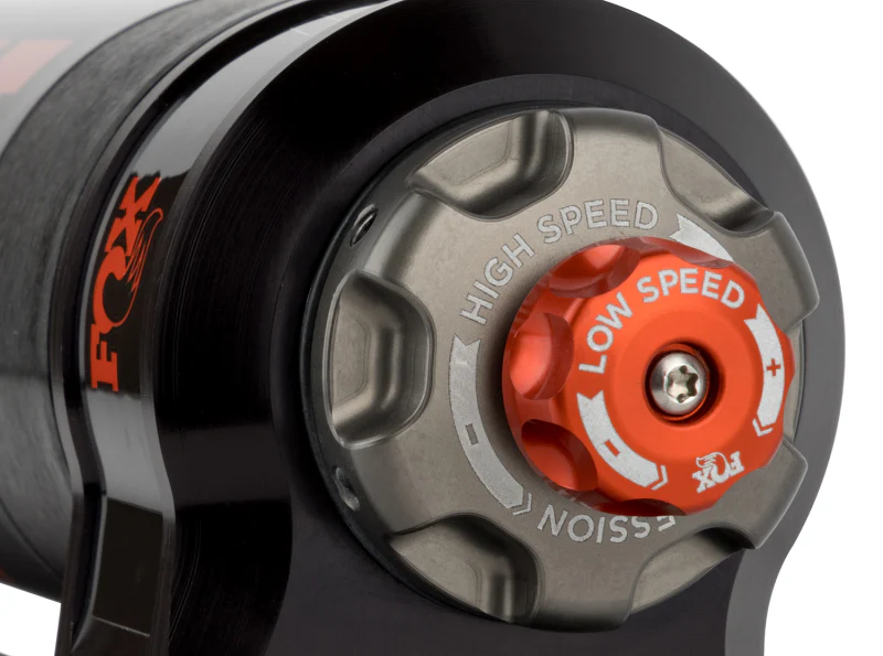 Fox 20-Up Jeep Gladiator 2.5 Performance Series Smooth Body Piggyback DSC Rear Shock 0-1.5in. Lift - Image 3