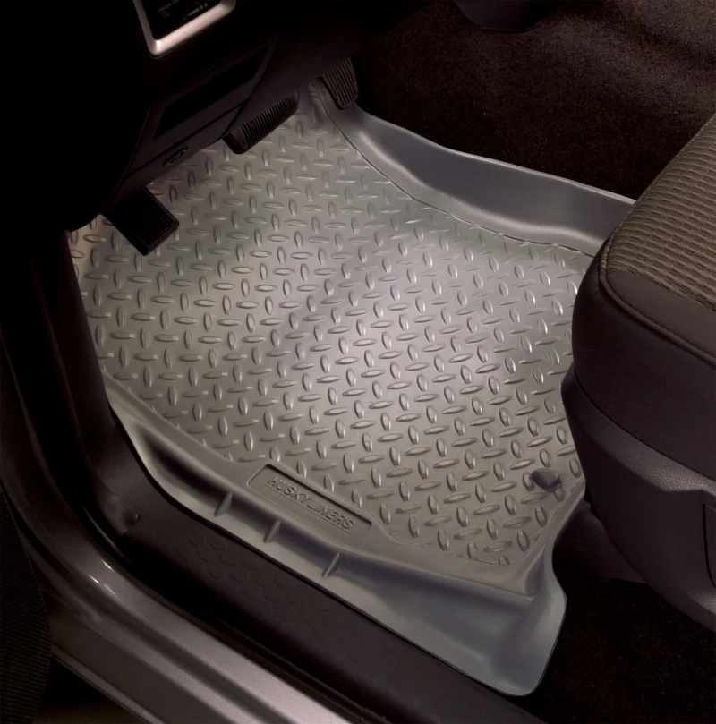 Husky Liners 95-01 Jeep Cherokee (2DR/4DR) Classic Style Black Floor Liners - Image 3