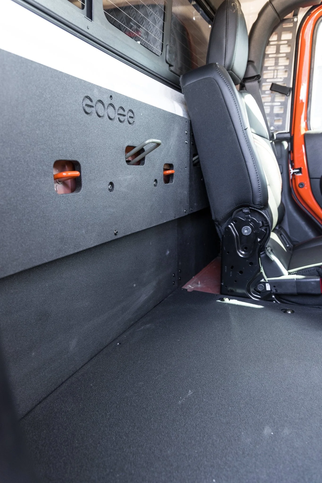 Jeep Gladiator 2019-Present JT 4 Door - Back Wall - Image 2