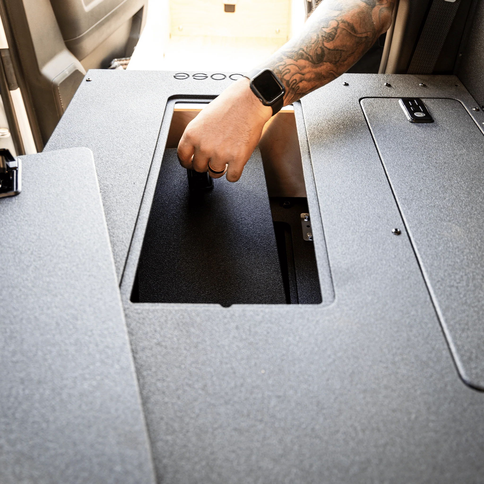 Ram 2500/3500 2009-Present 4th and 5th Gen. Crew Cab - Second Row Single Drawer Module - Image 9