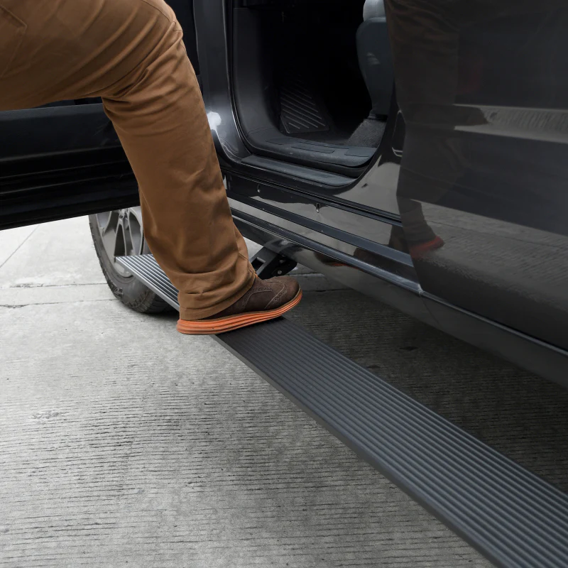 RealTruck 15-19 Chevrolet Silverado 2500HD DC 4dr VoltStep Electric Running Board Kit - Tex. Blk - Image 2
