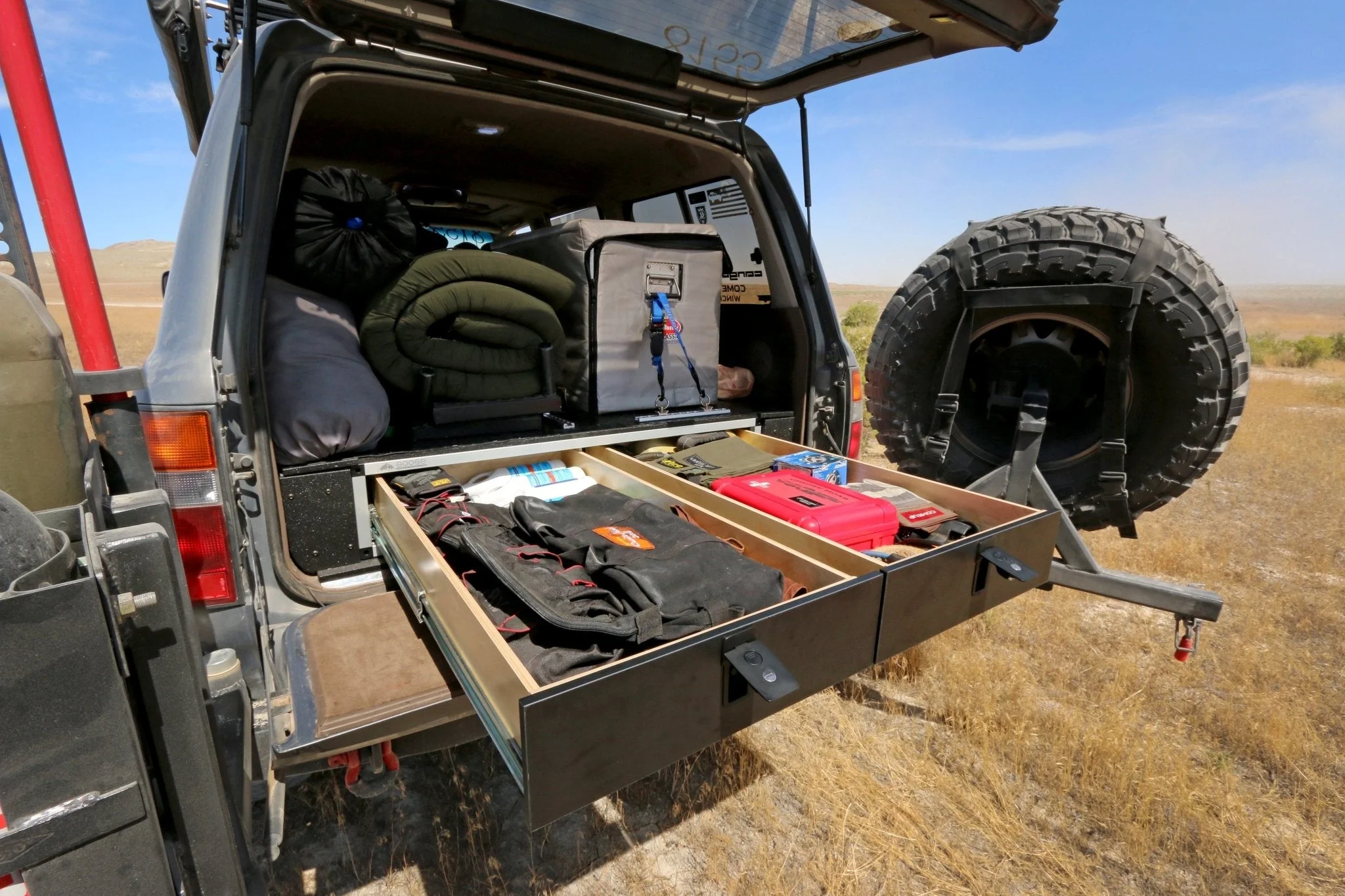 Stealth Sleep and Storage Packaged for Toyota Land Cruiser 1991-1997 80 Series - 43-3/8" W x 8" H x 40" D - Image 11
