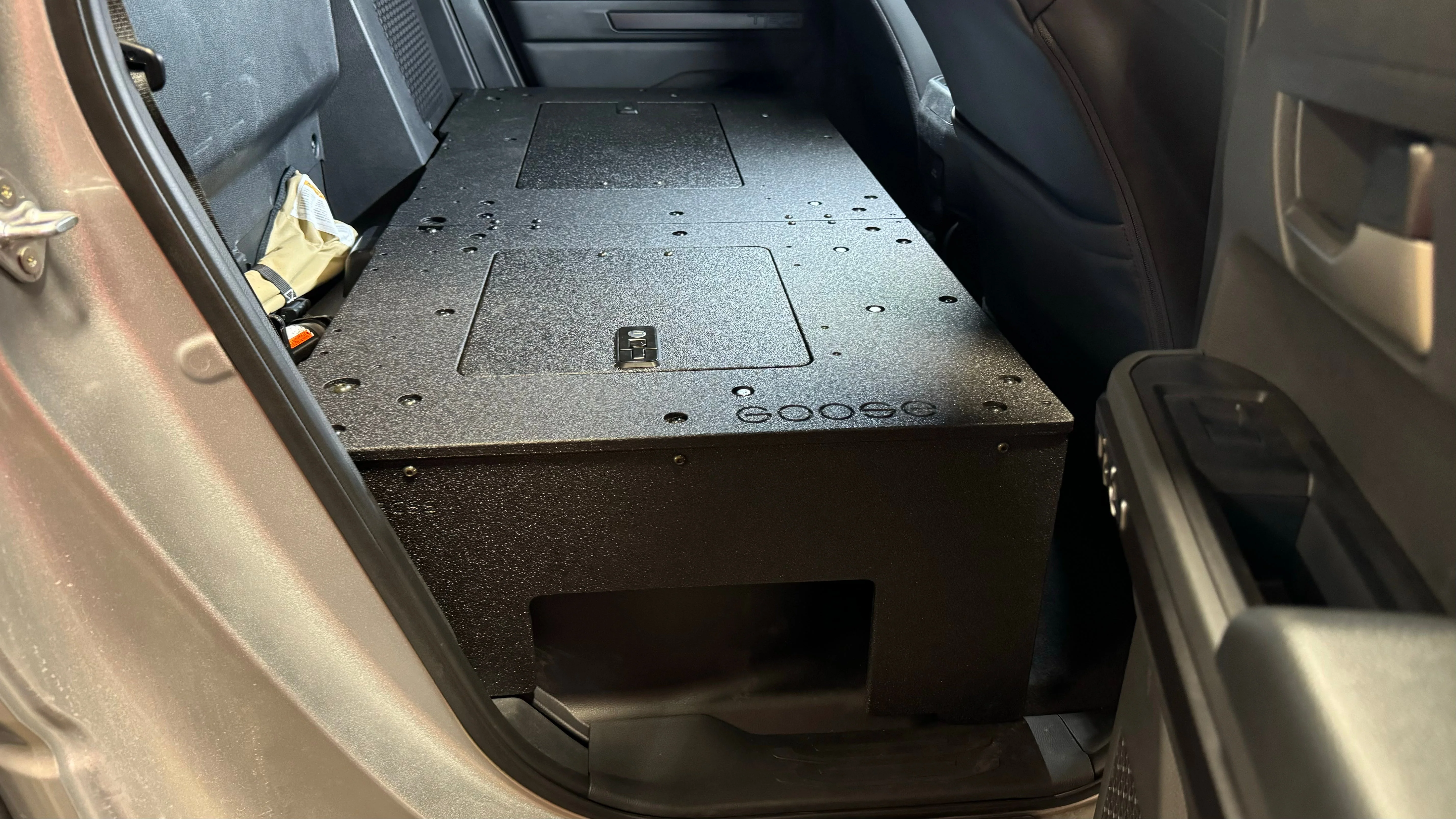 Toyota Tacoma - 2024-Present - 4th Gen - Non-Hybrid - Double Cab - Explore Series - Seat Delete Plate System - Second Row - Image 2