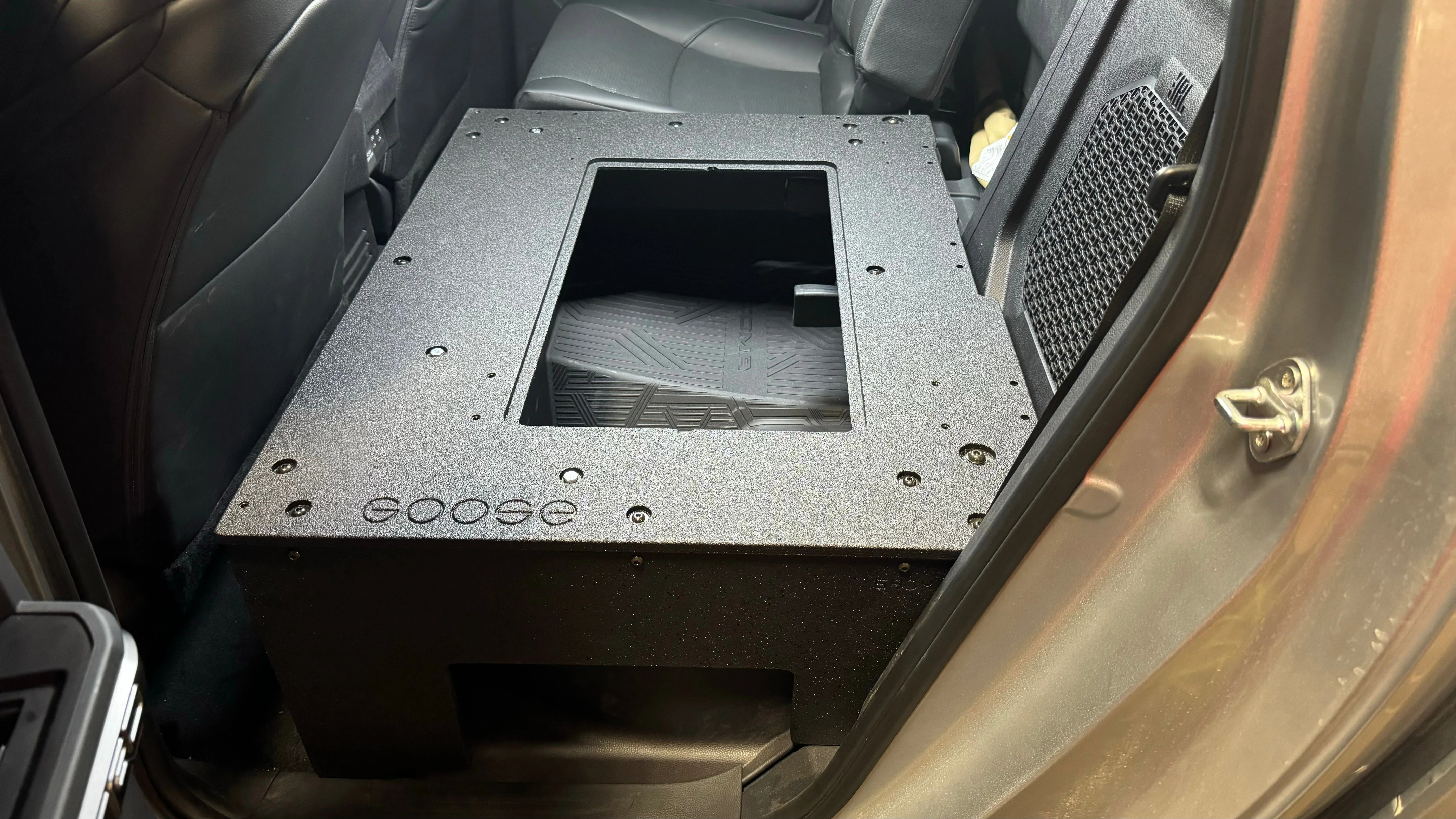 Toyota Tacoma - 2024-Present - 4th Gen - Non-Hybrid - Double Cab - Explore Series - Seat Delete Plate System - Second Row - Image 9